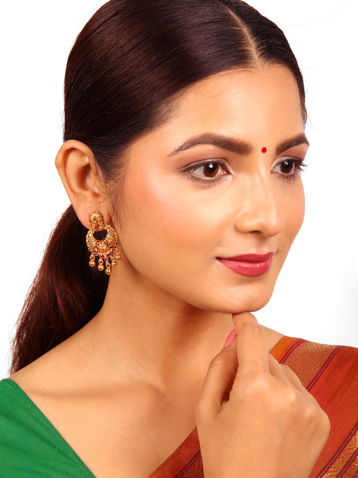 Thiya Channdbali Earring