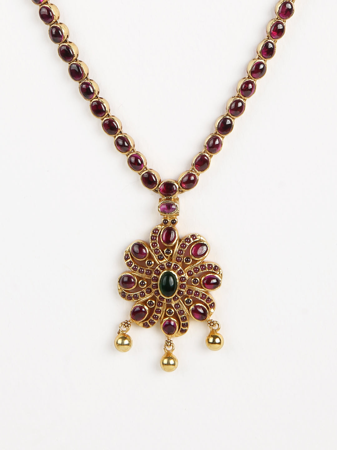 Pivari Necklace