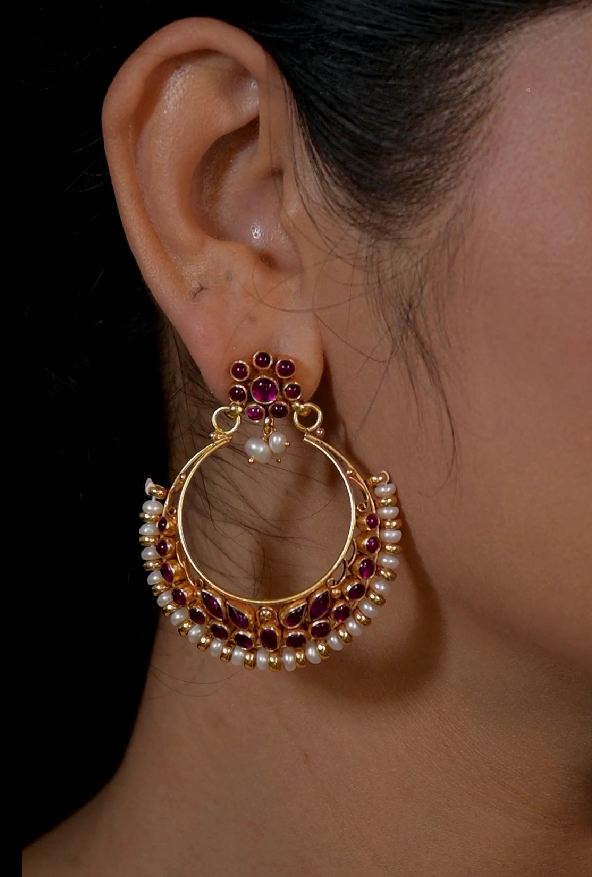 Vaani Chandbali Earring