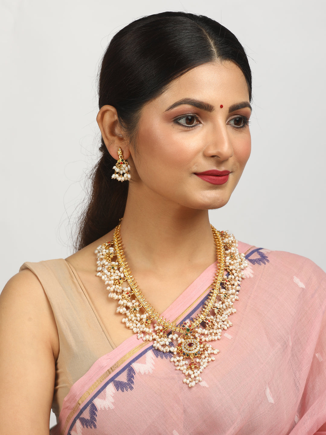 Rakshitha Navarathna Necklace