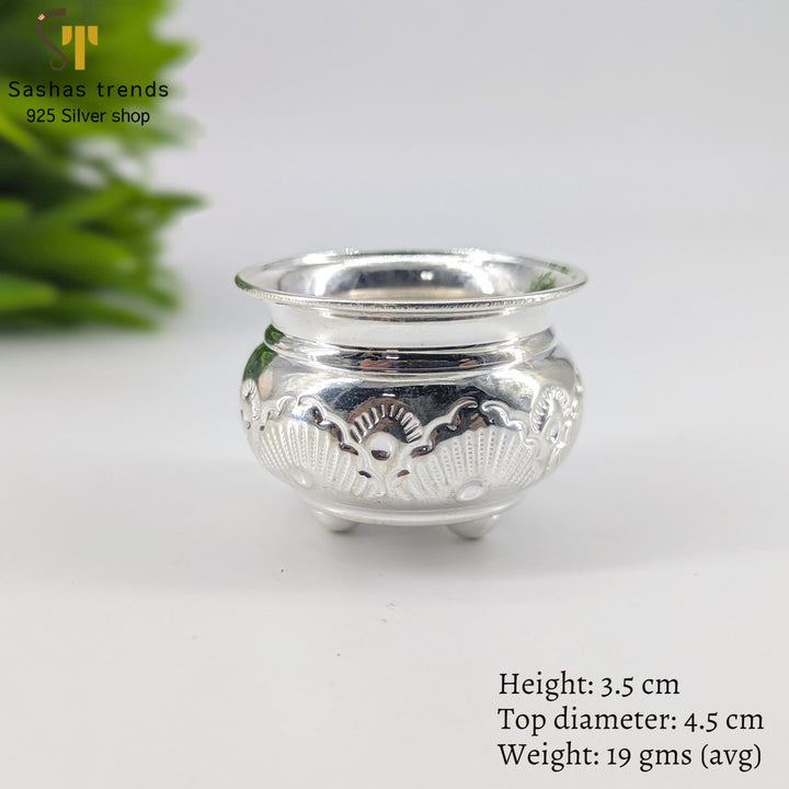 925 Silver bowl with tristand