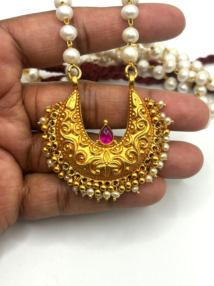 Unnati Necklace