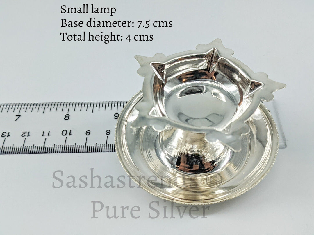 Pure silver vilakku/diya/kundulu attached with plate- pure silver gift items - Pure silver return gift for navarathri,wedding & housewarming