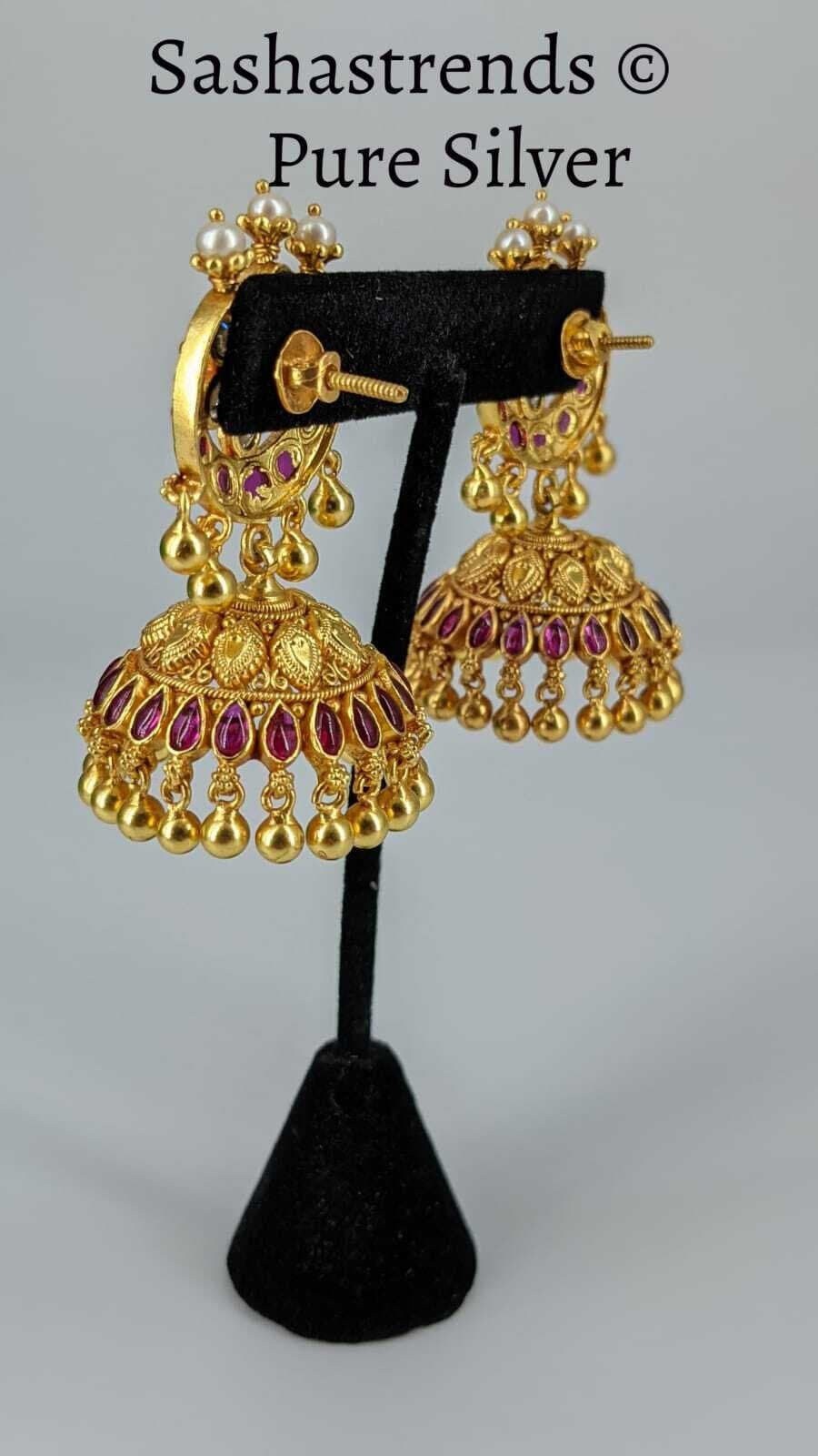 Pragya Jhumka Earring