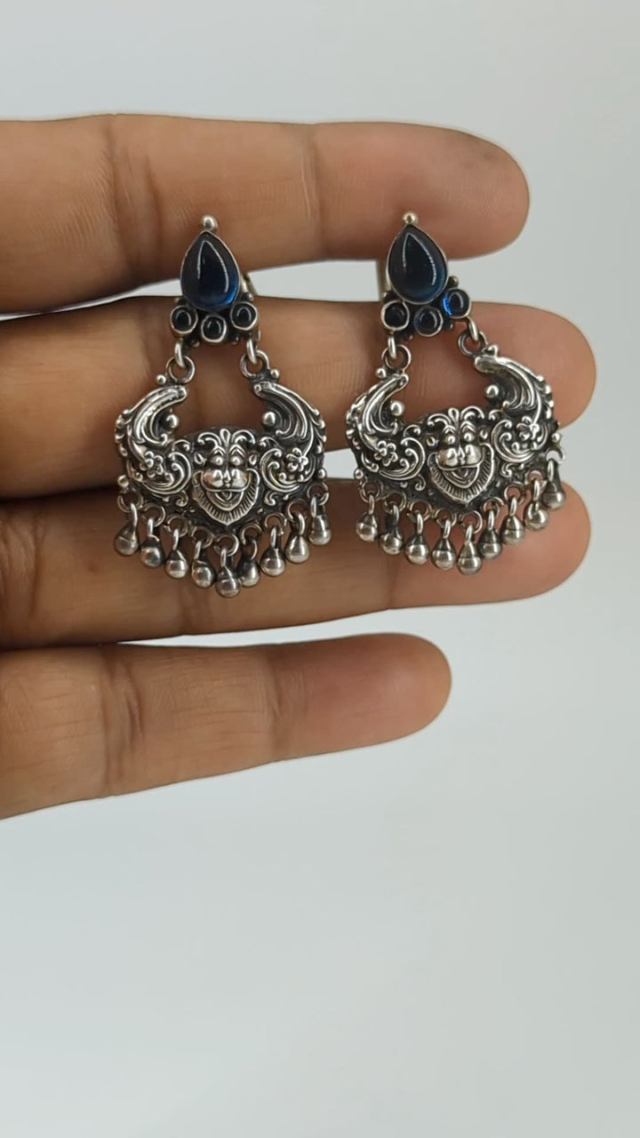 Poshika Simhamura Earring