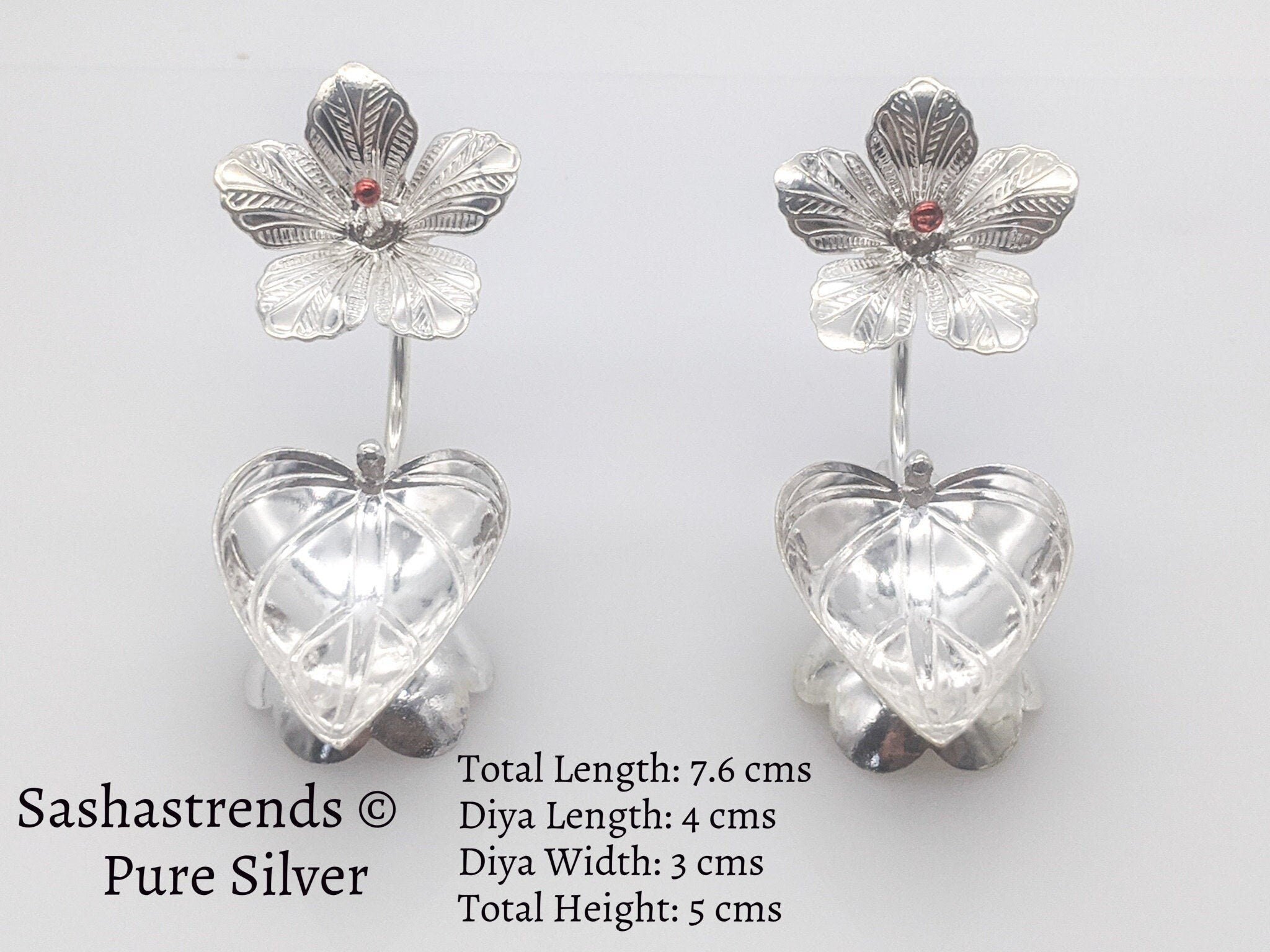 Silver Floating Diya for Pooja - Set of 2 (1 Pair) - 1-S13 in 22.000 Grams