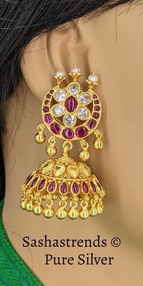 Pragya Jhumka Earring